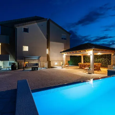 Villa Olive Garden Zadarvillas Pristeg