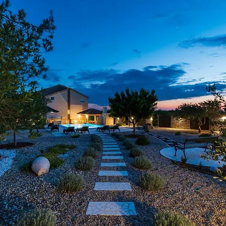 فيلة Olive Garden Zadarvillas *